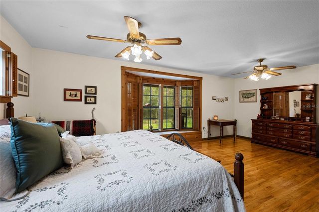 17055 SWEETWATER ROAD, Dade City, FL 33523