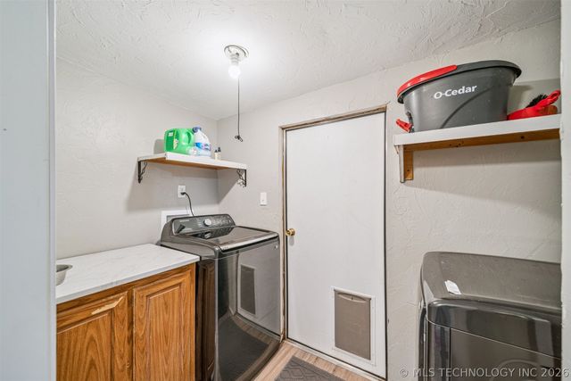 429572 E 1148 Road, Porum, OK 74455