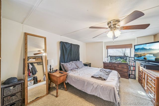 429572 E 1148 Road, Porum, OK 74455