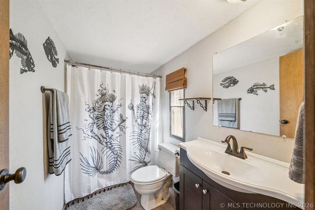 429572 E 1148 Road, Porum, OK 74455