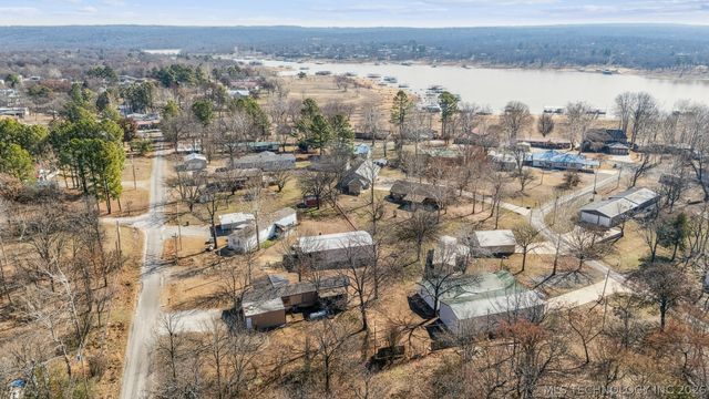 429572 E 1148 Road, Porum, OK 74455