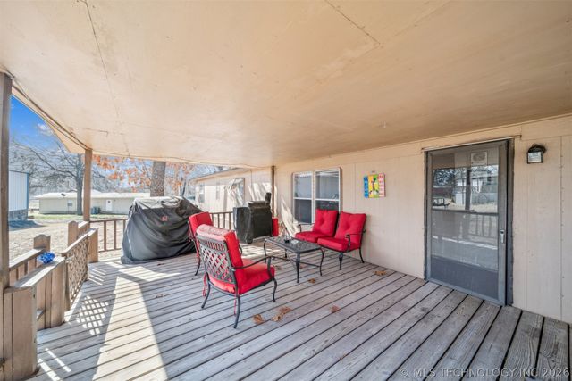 429572 E 1148 Road, Porum, OK 74455