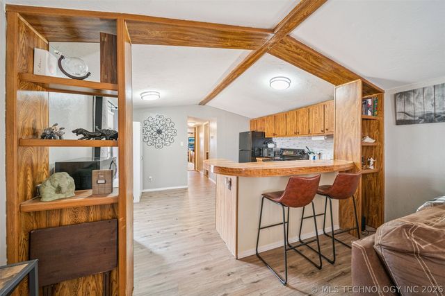 429572 E 1148 Road, Porum, OK 74455