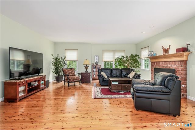 57 Meadowood Drive, New Milford, CT 06776