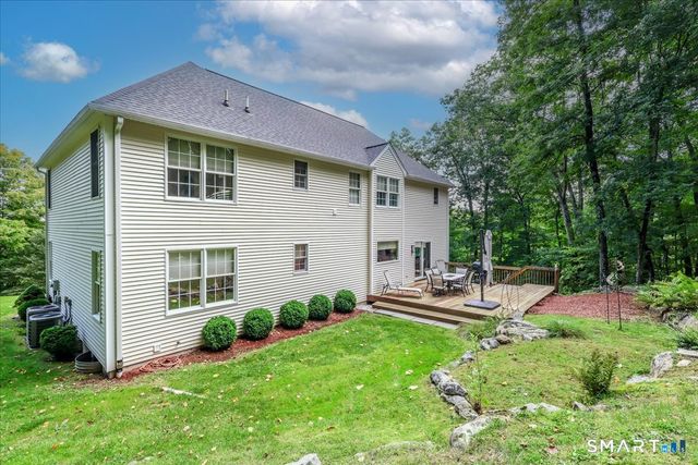 57 Meadowood Drive, New Milford, CT 06776