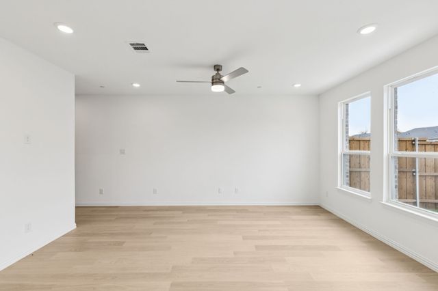 3737 Pierce Lane, Grand Prairie, TX 75052