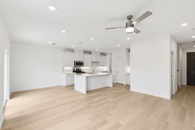 3737 Pierce Lane, Grand Prairie, TX 75052