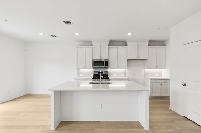 3737 Pierce Lane, Grand Prairie, TX 75052