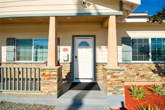 1307 W 9th, Santa Ana, CA 92703