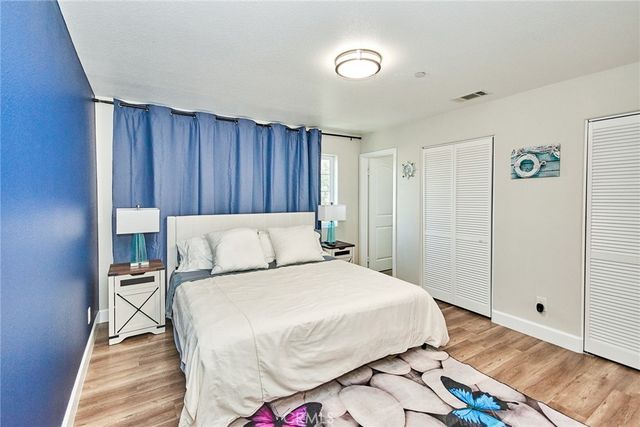 1307 W 9th, Santa Ana, CA 92703