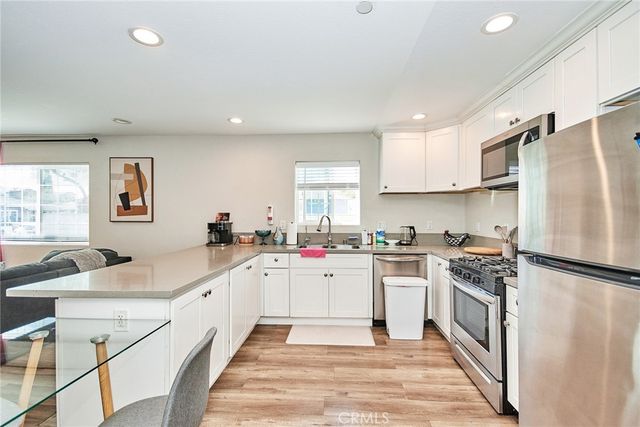 1307 W 9th, Santa Ana, CA 92703