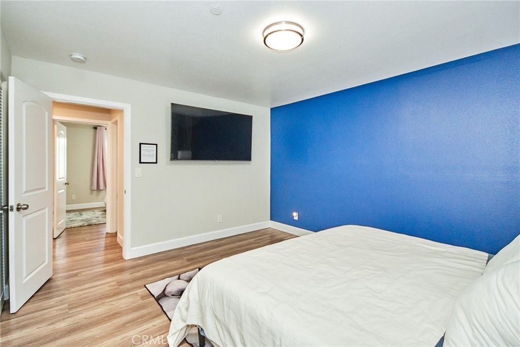 1307 W 9th, Santa Ana, CA 92703