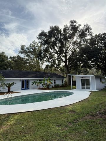 211 N Deerfield Drive, Brunswick, GA 31525