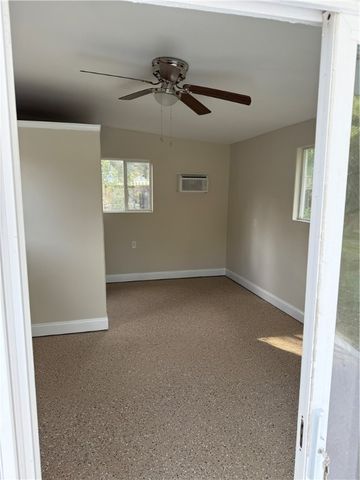 211 N Deerfield Drive, Brunswick, GA 31525