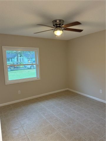 211 N Deerfield Drive, Brunswick, GA 31525