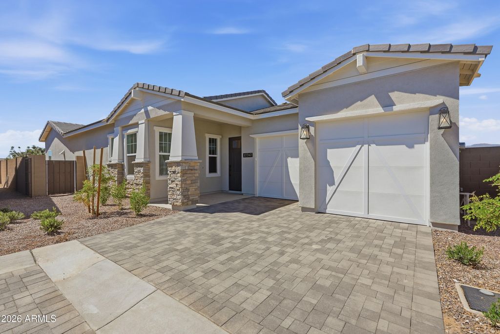 17767 W WHITEFISH Drive, Surprise, AZ 85388 — exterior