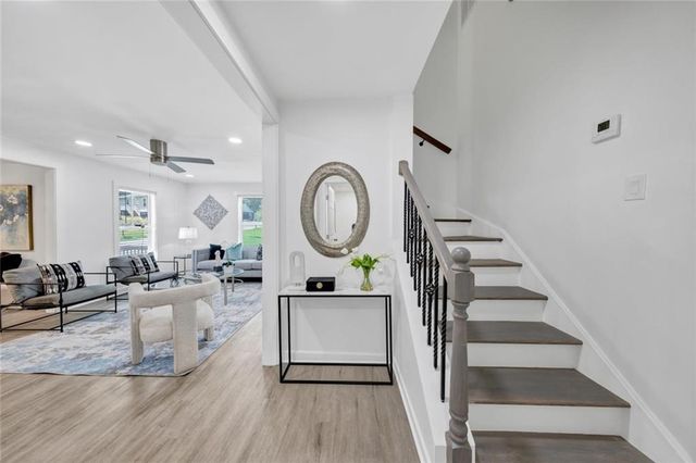 1110 Oak Knoll Terrace SE, Atlanta, GA 30315