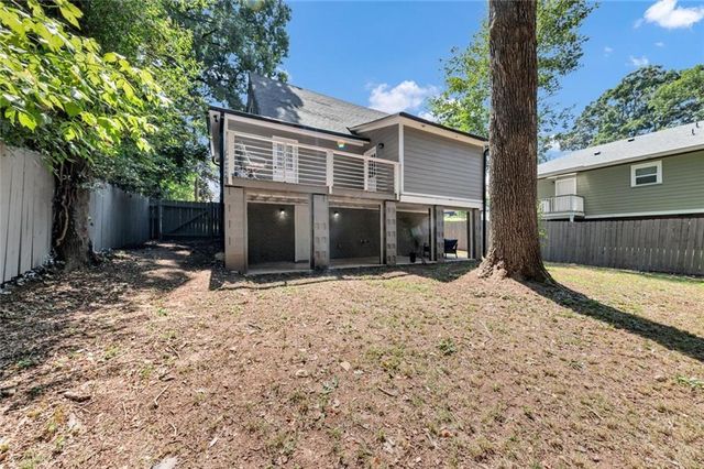 1110 Oak Knoll Terrace SE, Atlanta, GA 30315