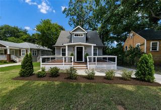 1110 Oak Knoll Terrace SE, Atlanta, GA 30315