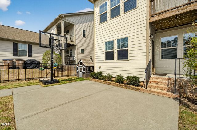 916 Conifer Forest Lane, Wake Forest, NC 27587