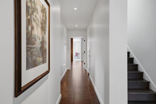 541 S WASHINGTON DRIVE, Sarasota, FL 34236