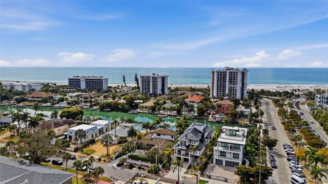 541 S WASHINGTON DRIVE, Sarasota, FL 34236