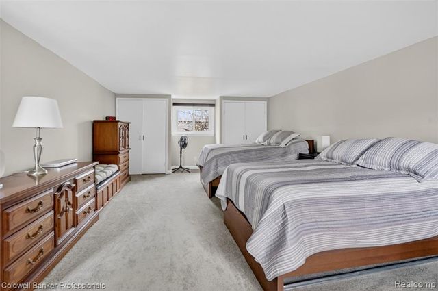 1190 Olander Drive, Lapeer, MI 48446