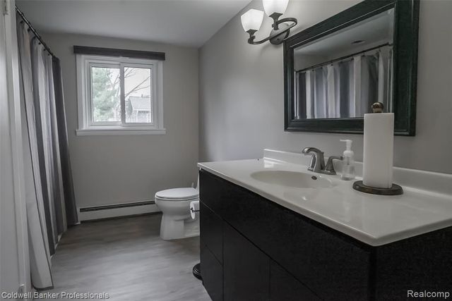 1190 Olander Drive, Lapeer, MI 48446