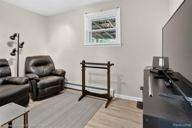 1190 Olander Drive, Lapeer, MI 48446