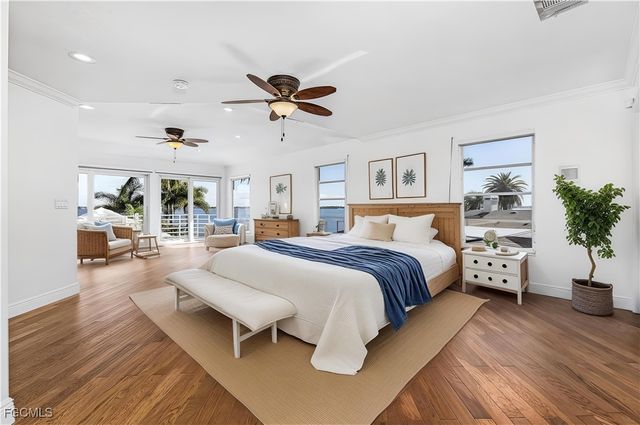 5345 Nautilus DR, Cape Coral, FL 33904