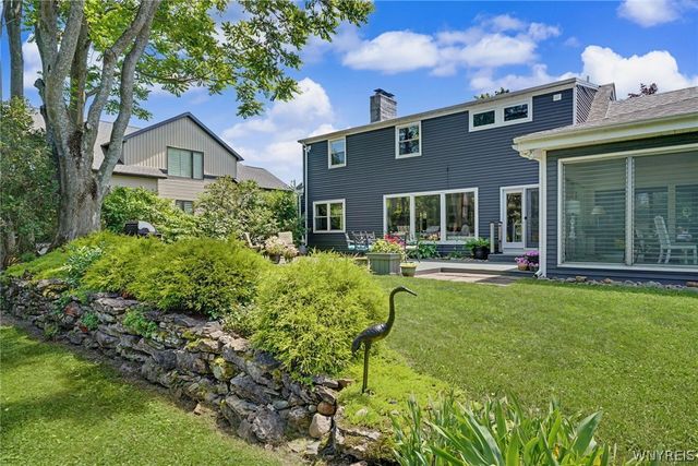 8150 Sheridan Drive, Clarence, NY 14221