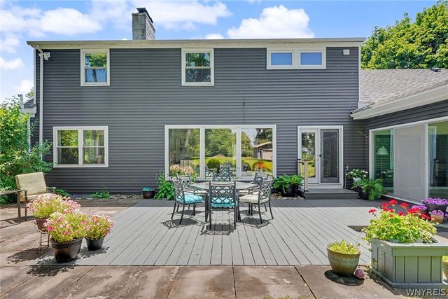 8150 Sheridan Drive, Clarence, NY 14221