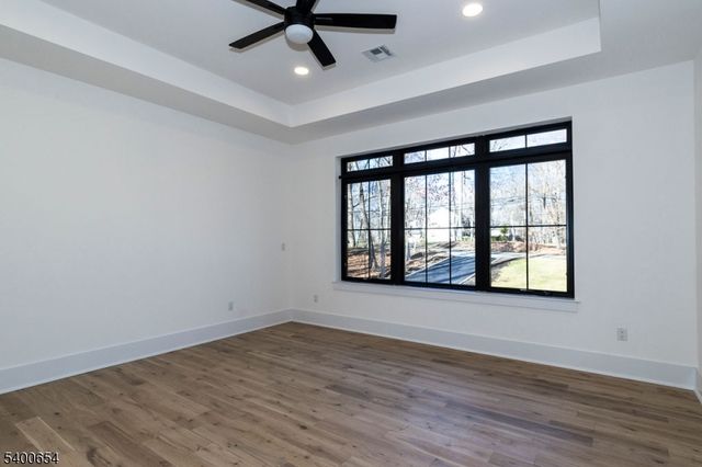 264 Ridge Rd, Watchung Boro, NJ 07069