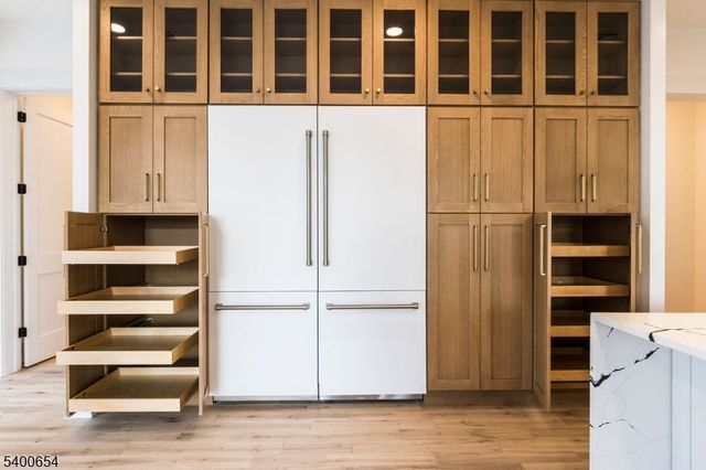 264 Ridge Rd, Watchung Boro, NJ 07069