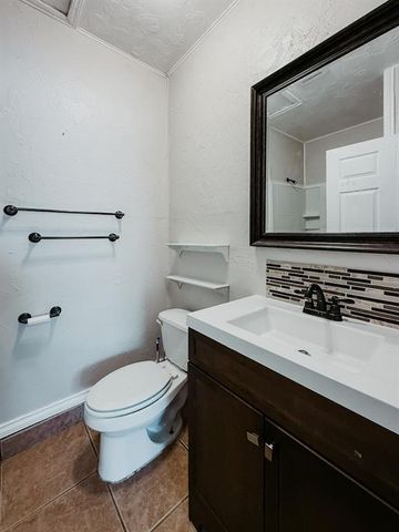 3401 E Noble Drive, Edmond, OK 73034