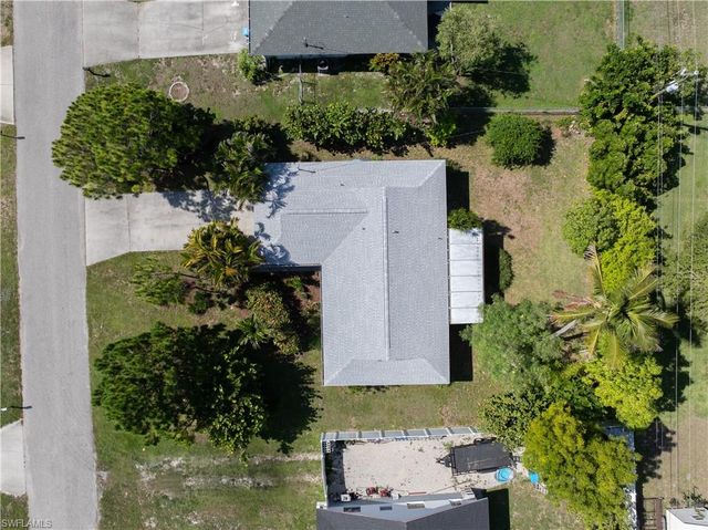 208 NE 9th AVE, Cape Coral, FL 33909