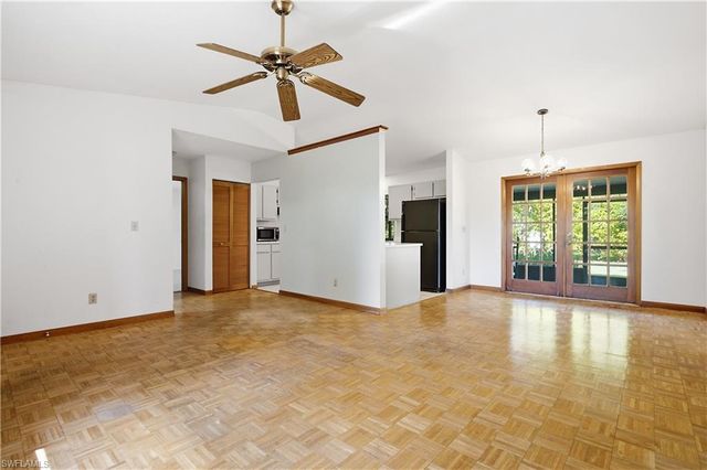 208 NE 9th AVE, Cape Coral, FL 33909