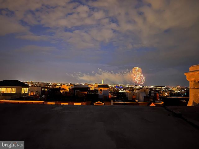 2127 LEROY PL NW, Washington, DC 20008