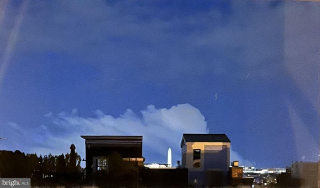 2127 LEROY PL NW, Washington, DC 20008