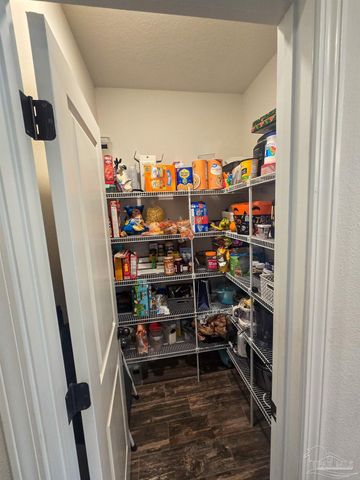 3451 Pelican Bay Cir, Gulf Breeze, FL 32563