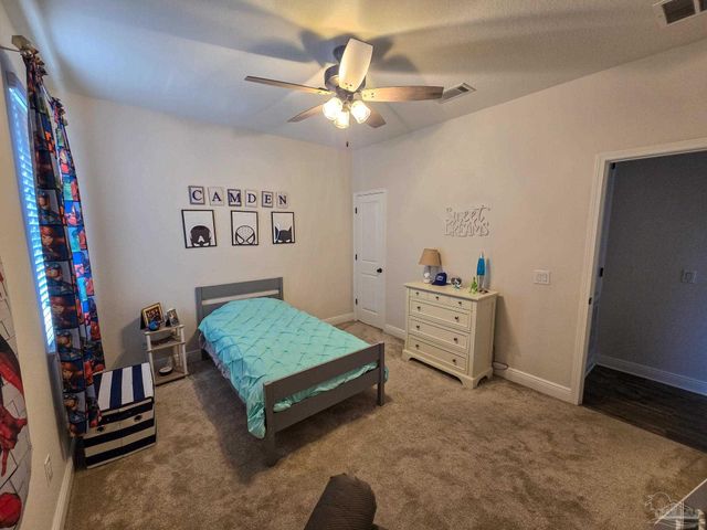 3451 Pelican Bay Cir, Gulf Breeze, FL 32563