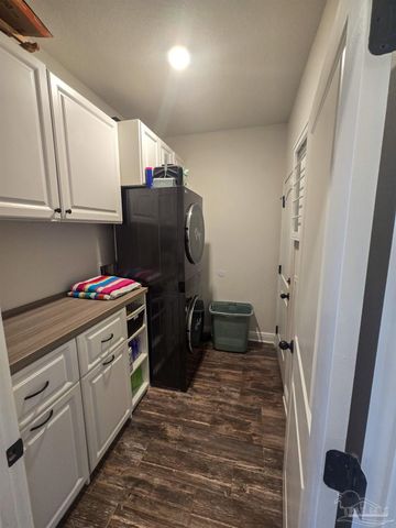 3451 Pelican Bay Cir, Gulf Breeze, FL 32563