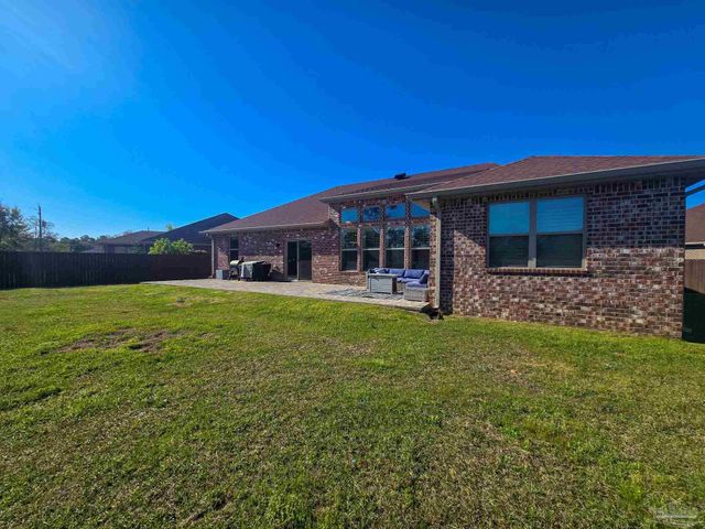 3451 Pelican Bay Cir, Gulf Breeze, FL 32563