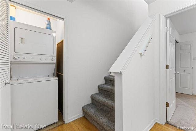 1084 FAULKNER, Troy, MI 48083