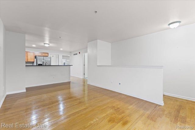 1084 FAULKNER, Troy, MI 48083