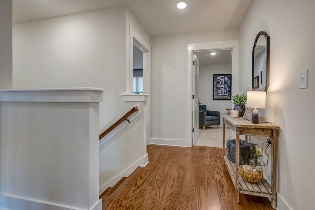 743 Mount Pleasant Rd, Kingston Springs, TN 37082