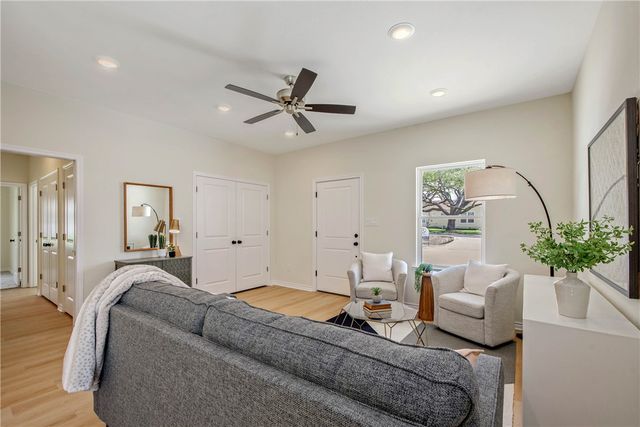 2006 Stevens Drive, Bryan, TX 77803