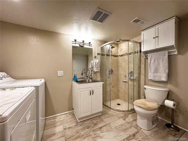 1089 Riddlewood Lane, Highlands Ranch, CO 80129