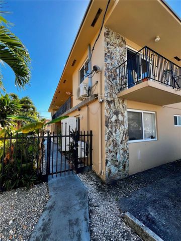 1836 SW 6th Street, Miami, FL 33135