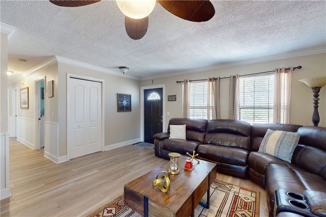 7105 Coquina Avenue, Fort Pierce, FL 34951